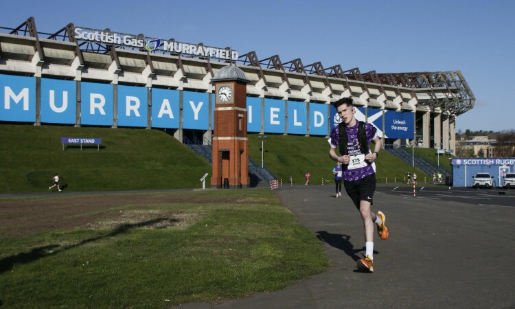 Robbie men s 10k edinburgh